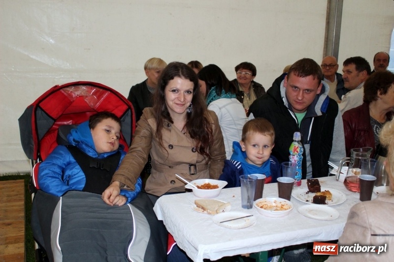 Zdjęcie w galerii na portalu naszraciborz.pl: Z sercem na dłoni. Kobiety Aktywne z Nędzy integrują mieszkańców wiadomości z regionu