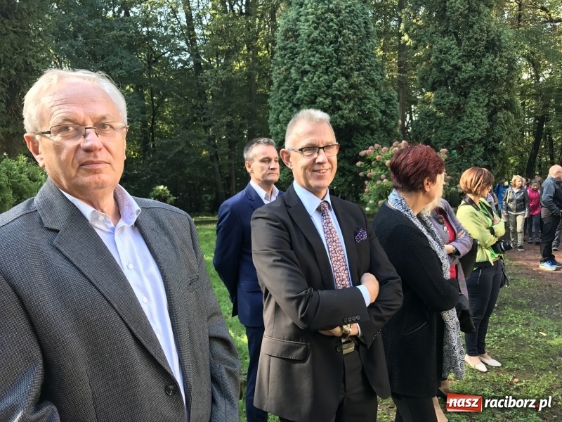 Zdjęcie w galerii na portalu naszraciborz.pl: W lesie Obora otwarto Zieloną Klasę. Sporo atrakcji dla najmłodszych wiadomości z regionu