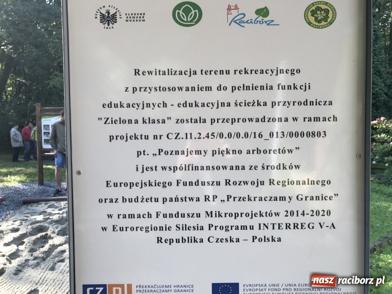 Zdjęcie w galerii na portalu naszraciborz.pl: W lesie Obora otwarto Zieloną Klasę. Sporo atrakcji dla najmłodszych wiadomości z regionu