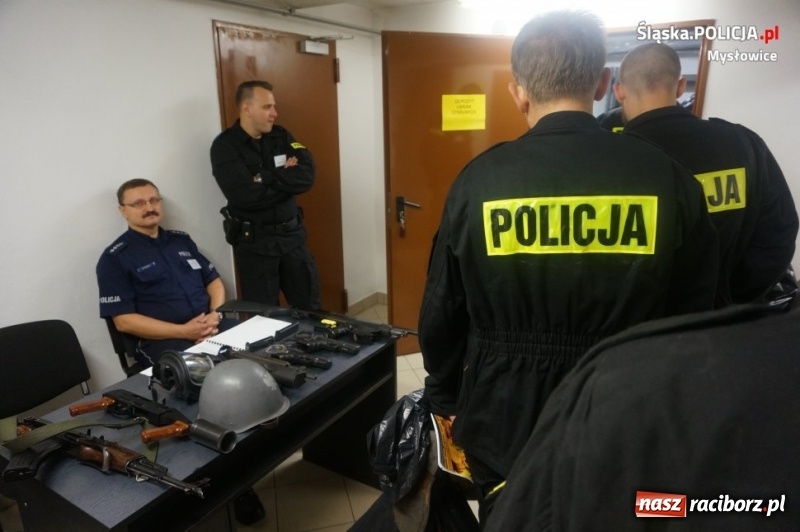 Zdjęcie w galerii na portalu naszraciborz.pl: Śląska policja sprawdza rezerwy. Ćwiczenia mobilizacyjne EGIDA-17 wiadomości z regionu