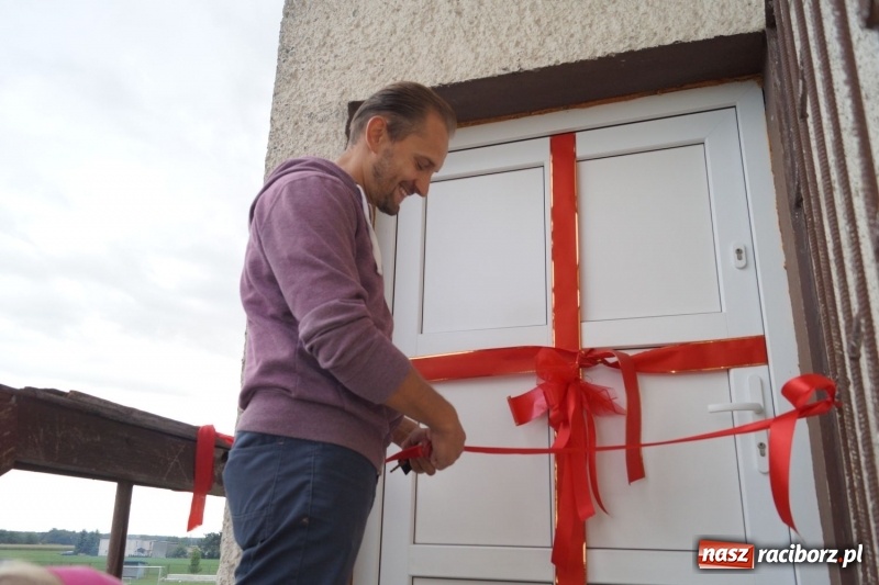 Zdjęcie w galerii na portalu naszraciborz.pl: W Zawadzie Książęcej oficjalnie otwarto ogólnodostępną siłownię wiadomości z regionu