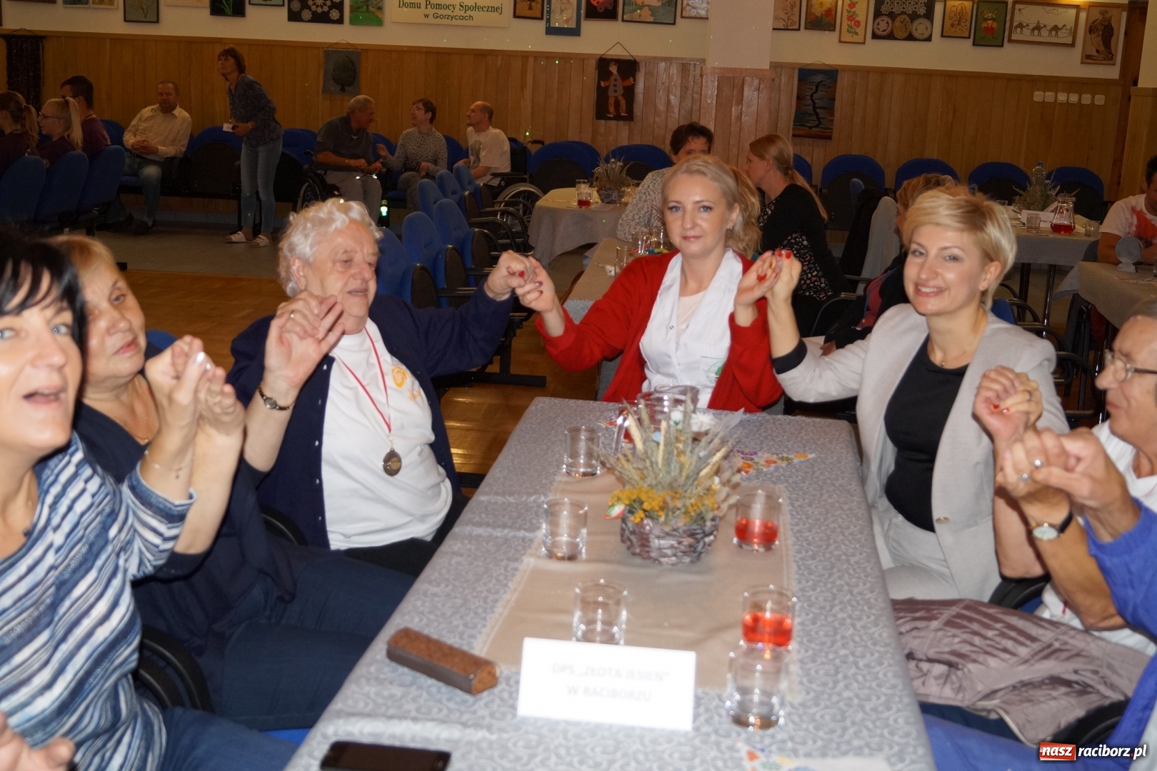 Zdjęcie w galerii na portalu naszraciborz.pl: DPS Złota Jesień na spartakiadzie w Gorzycach wiadomości z regionu