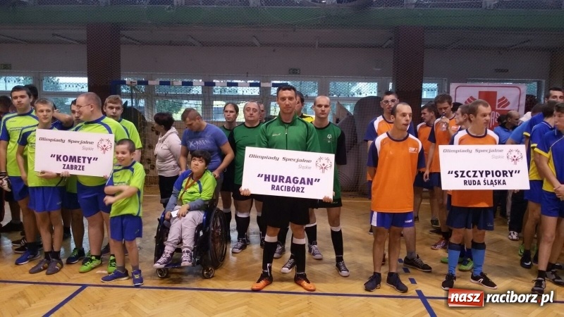 Zdjęcie w galerii na portalu naszraciborz.pl: Uczestnicy raciborskiego WTZ ze złotem wiadomości z regionu