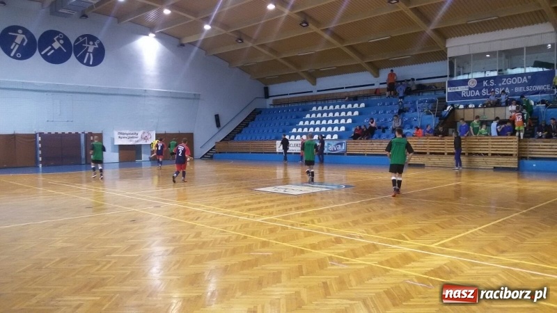 Zdjęcie w galerii na portalu naszraciborz.pl: Uczestnicy raciborskiego WTZ ze złotem wiadomości z regionu