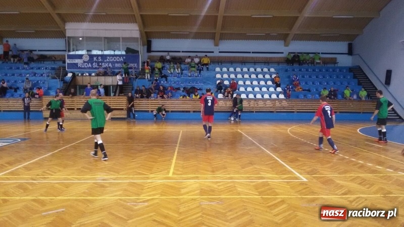 Zdjęcie w galerii na portalu naszraciborz.pl: Uczestnicy raciborskiego WTZ ze złotem wiadomości z regionu