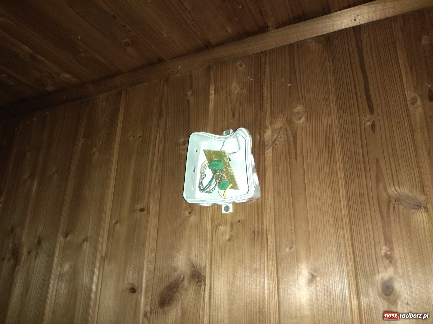 Zdjęcie w galerii na portalu naszraciborz.pl: Zastępca dyrektora OSiR-u pisze do pana Adama w sprawie brzydkiego zapachu w saunie wiadomości z regionu