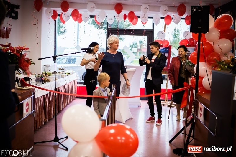 Zdjęcie w galerii na portalu naszraciborz.pl: Hurtownia Elektryczna EL-BIS powróciła w nowej odsłonie wiadomości z regionu