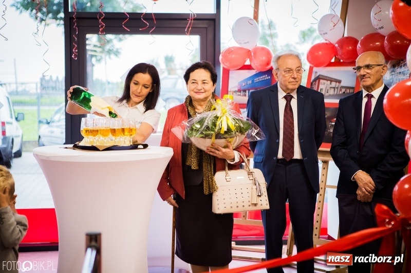 Zdjęcie w galerii na portalu naszraciborz.pl: Hurtownia Elektryczna EL-BIS powróciła w nowej odsłonie wiadomości z regionu