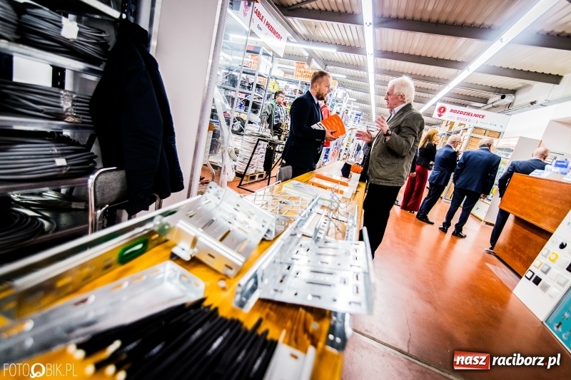 Zdjęcie w galerii na portalu naszraciborz.pl: Hurtownia Elektryczna EL-BIS powróciła w nowej odsłonie wiadomości z regionu