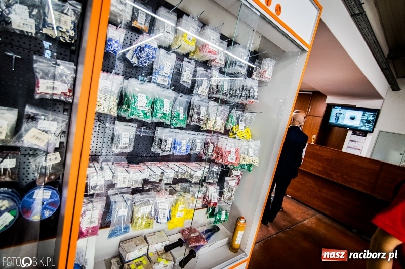 Zdjęcie w galerii na portalu naszraciborz.pl: Hurtownia Elektryczna EL-BIS powróciła w nowej odsłonie wiadomości z regionu