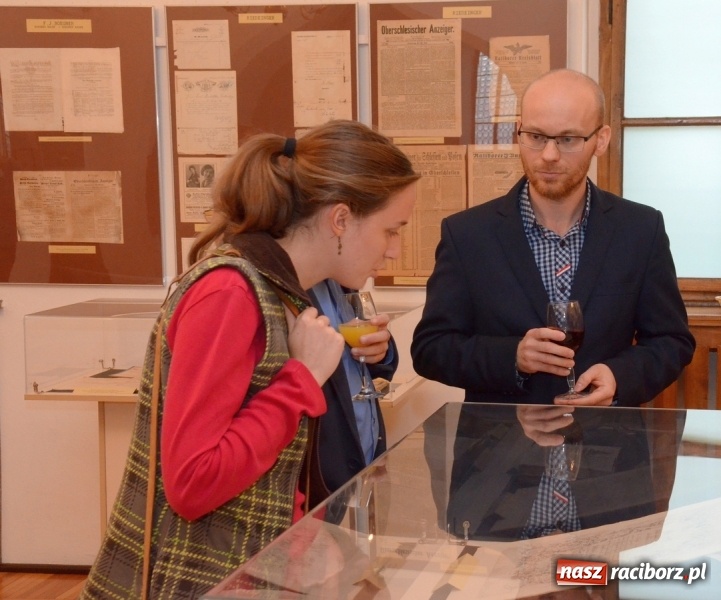 Zdjęcie w galerii na portalu naszraciborz.pl: Historia raciborskiego drukarstwa na nowej wystawie w Muzeum  wiadomości z regionu