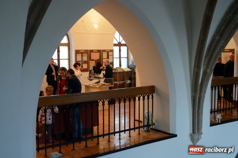 Zdjęcie w galerii na portalu naszraciborz.pl: Historia raciborskiego drukarstwa na nowej wystawie w Muzeum  wiadomości z regionu