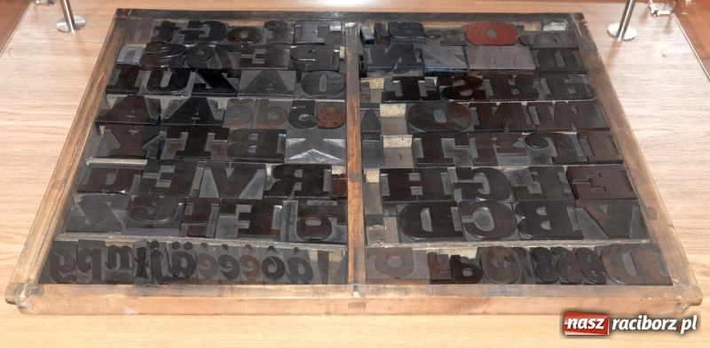 Zdjęcie w galerii na portalu naszraciborz.pl: Historia raciborskiego drukarstwa na nowej wystawie w Muzeum  wiadomości z regionu