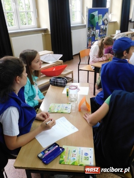 Zdjęcie w galerii na portalu naszraciborz.pl: Podsumowanie polsko-czeskiego projektu Janka i Honza- ekologiczni badacze w SP 4 wiadomości z regionu