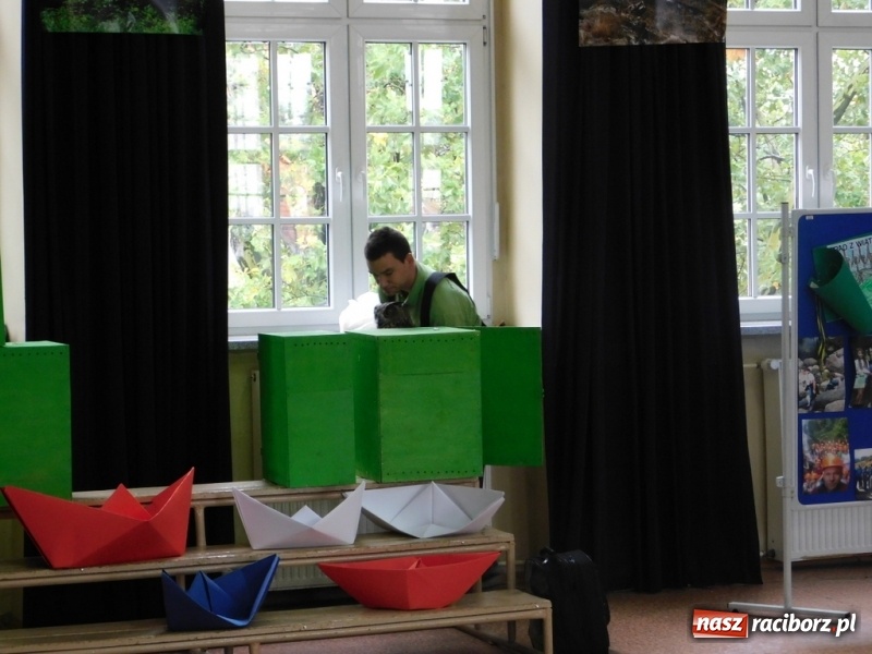 Zdjęcie w galerii na portalu naszraciborz.pl: Podsumowanie polsko-czeskiego projektu Janka i Honza- ekologiczni badacze w SP 4 wiadomości z regionu