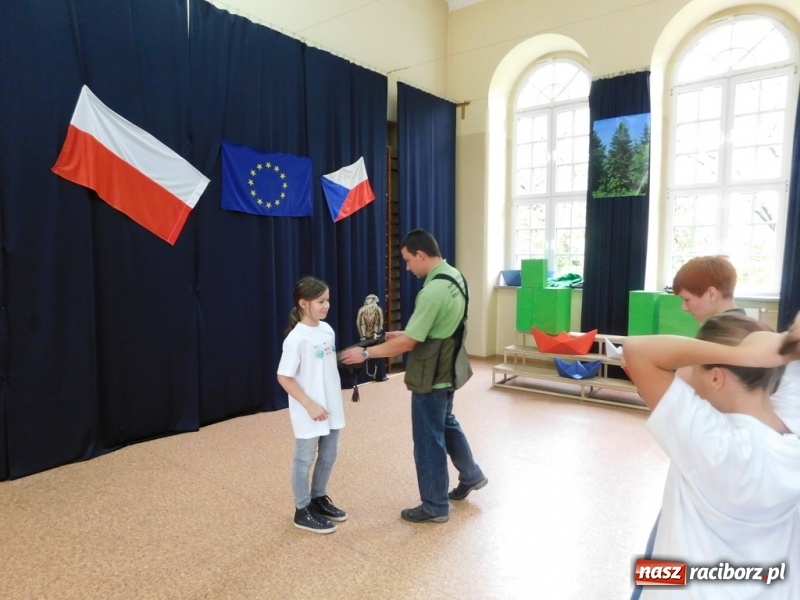 Zdjęcie w galerii na portalu naszraciborz.pl: Podsumowanie polsko-czeskiego projektu Janka i Honza- ekologiczni badacze w SP 4 wiadomości z regionu