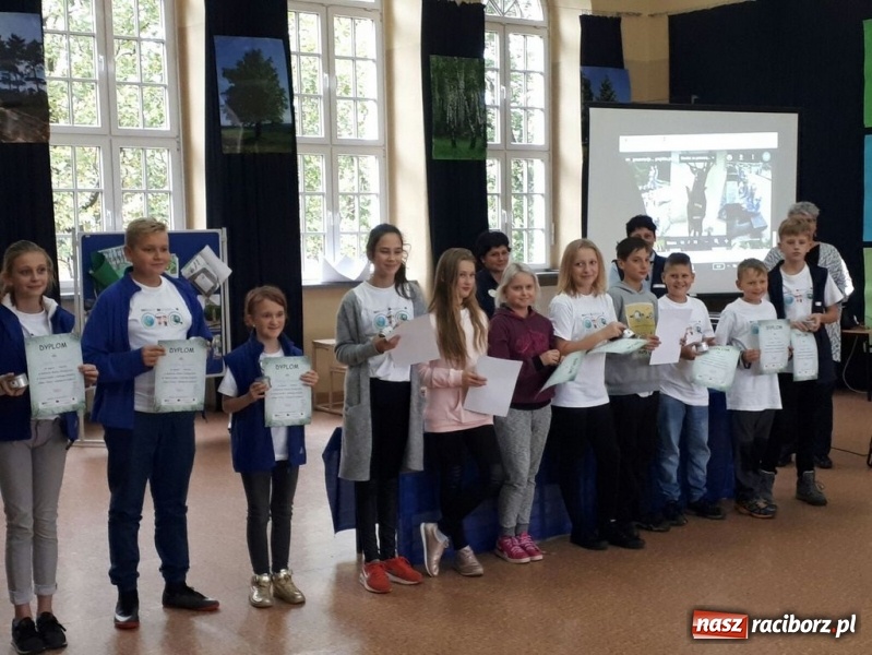 Zdjęcie w galerii na portalu naszraciborz.pl: Podsumowanie polsko-czeskiego projektu Janka i Honza- ekologiczni badacze w SP 4 wiadomości z regionu