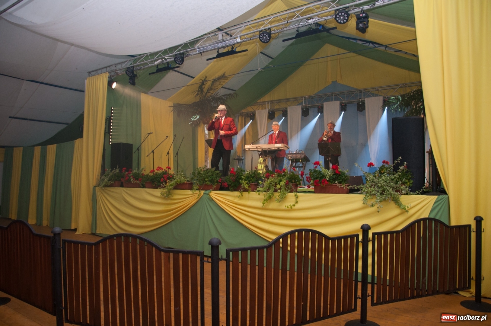 Zdjęcie w galerii na portalu naszraciborz.pl: Oktoberfest w Aquabrax Szymocice - święto piwa i doskonała zabawa  wiadomości z regionu