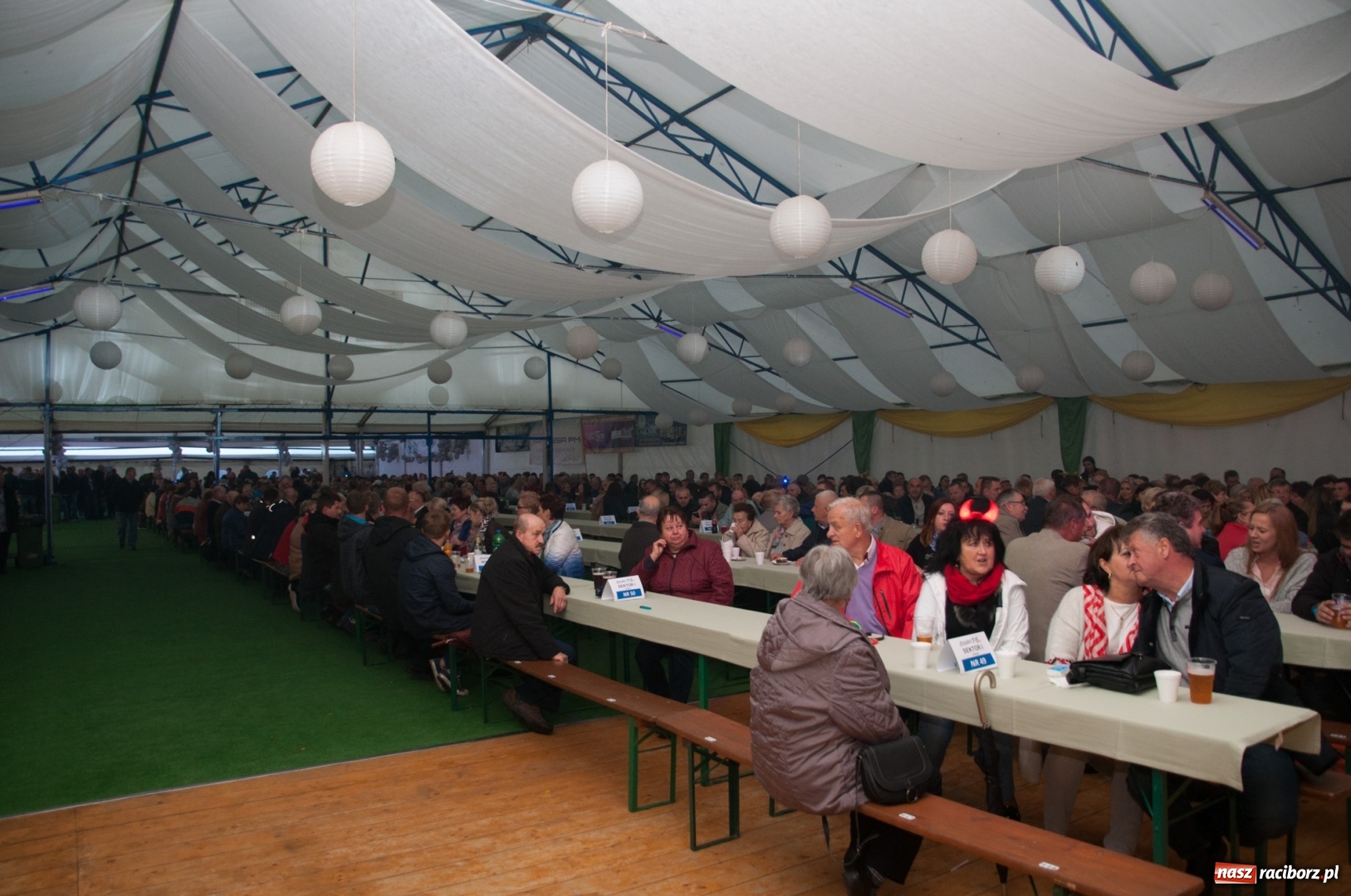 Zdjęcie w galerii na portalu naszraciborz.pl: Oktoberfest w Aquabrax Szymocice - święto piwa i doskonała zabawa  wiadomości z regionu