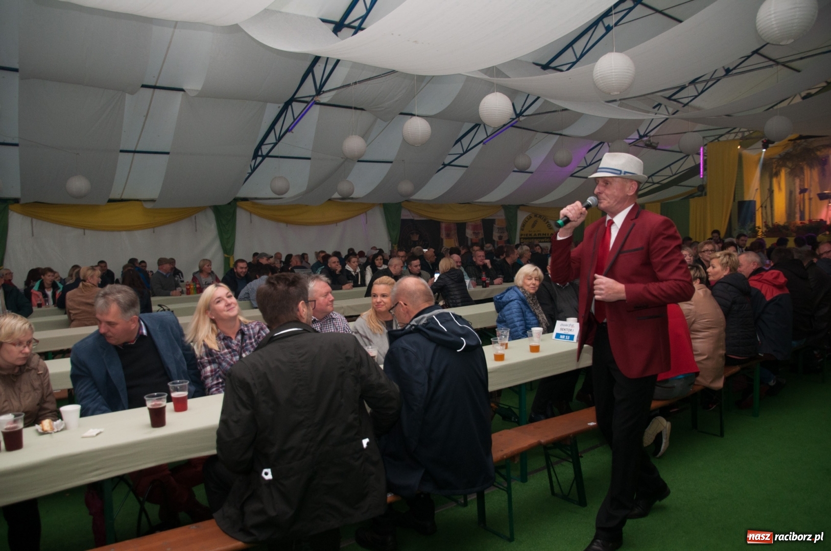 Zdjęcie w galerii na portalu naszraciborz.pl: Oktoberfest w Aquabrax Szymocice - święto piwa i doskonała zabawa  wiadomości z regionu