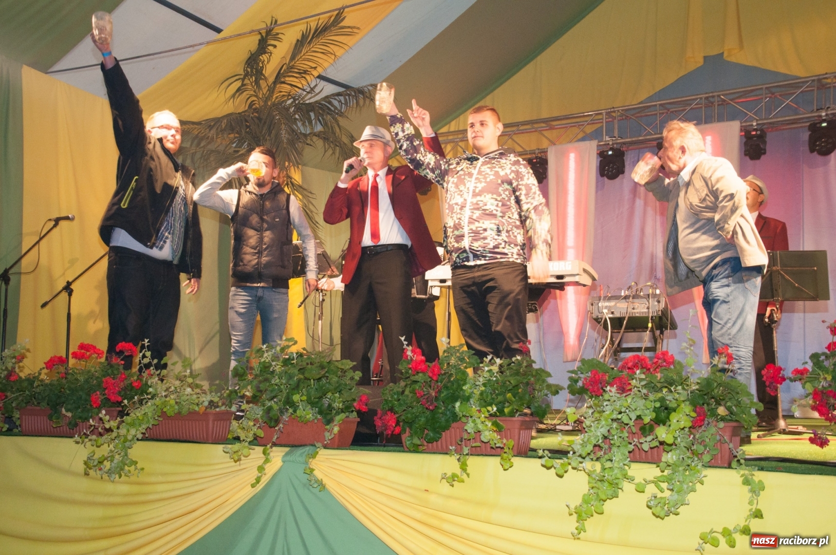 Zdjęcie w galerii na portalu naszraciborz.pl: Oktoberfest w Aquabrax Szymocice - święto piwa i doskonała zabawa  wiadomości z regionu