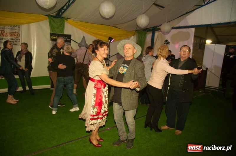 Zdjęcie w galerii na portalu naszraciborz.pl: Oktoberfest w Aquabrax Szymocice - święto piwa i doskonała zabawa  wiadomości z regionu