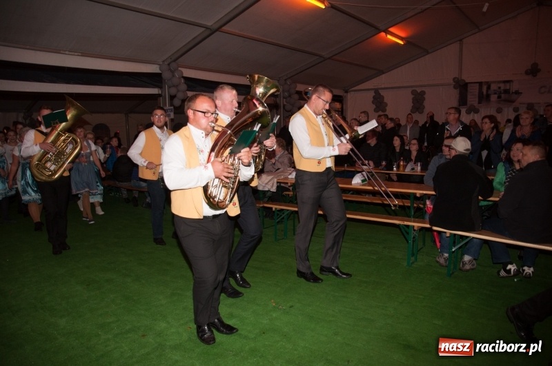 Zdjęcie w galerii na portalu naszraciborz.pl: Oktoberfest w Aquabrax Szymocice - święto piwa i doskonała zabawa  wiadomości z regionu