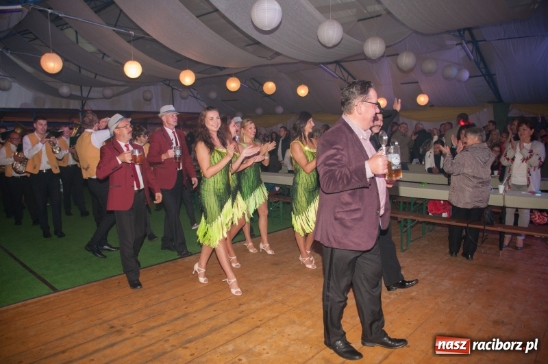 Zdjęcie w galerii na portalu naszraciborz.pl: Oktoberfest w Aquabrax Szymocice - święto piwa i doskonała zabawa  wiadomości z regionu