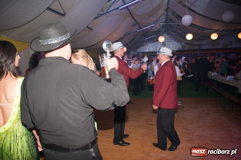 Zdjęcie w galerii na portalu naszraciborz.pl: Oktoberfest w Aquabrax Szymocice - święto piwa i doskonała zabawa  wiadomości z regionu