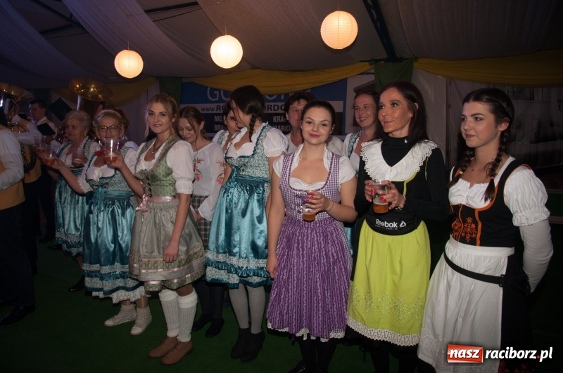 Zdjęcie w galerii na portalu naszraciborz.pl: Oktoberfest w Aquabrax Szymocice - święto piwa i doskonała zabawa  wiadomości z regionu