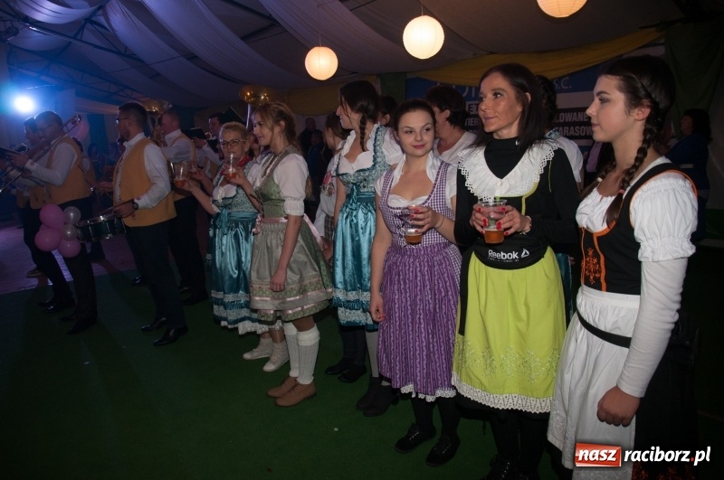 Zdjęcie w galerii na portalu naszraciborz.pl: Oktoberfest w Aquabrax Szymocice - święto piwa i doskonała zabawa  wiadomości z regionu