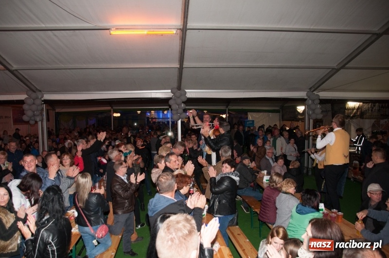 Zdjęcie w galerii na portalu naszraciborz.pl: Oktoberfest w Aquabrax Szymocice - święto piwa i doskonała zabawa  wiadomości z regionu