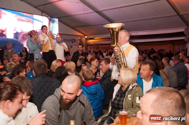 Zdjęcie w galerii na portalu naszraciborz.pl: Oktoberfest w Aquabrax Szymocice - święto piwa i doskonała zabawa  wiadomości z regionu