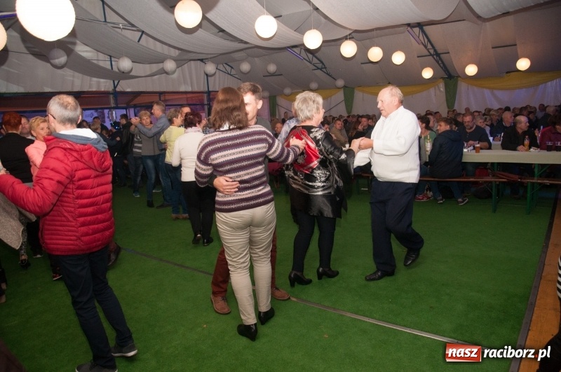 Zdjęcie w galerii na portalu naszraciborz.pl: Oktoberfest w Aquabrax Szymocice - święto piwa i doskonała zabawa  wiadomości z regionu