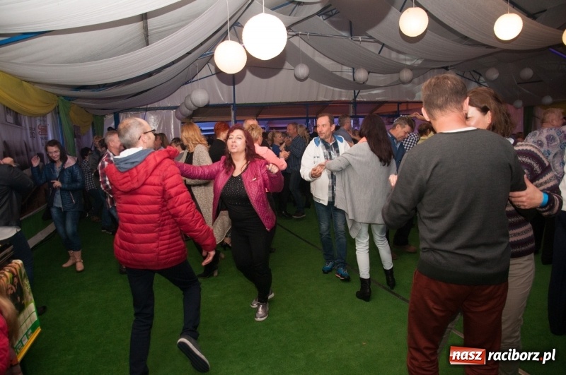 Zdjęcie w galerii na portalu naszraciborz.pl: Oktoberfest w Aquabrax Szymocice - święto piwa i doskonała zabawa  wiadomości z regionu