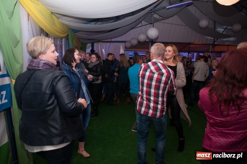 Zdjęcie w galerii na portalu naszraciborz.pl: Oktoberfest w Aquabrax Szymocice - święto piwa i doskonała zabawa  wiadomości z regionu