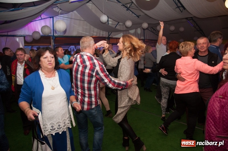 Zdjęcie w galerii na portalu naszraciborz.pl: Oktoberfest w Aquabrax Szymocice - święto piwa i doskonała zabawa  wiadomości z regionu