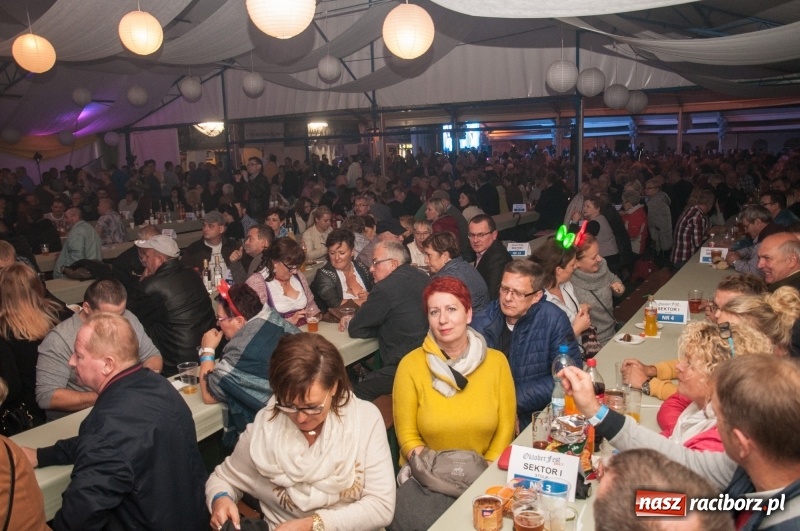 Zdjęcie w galerii na portalu naszraciborz.pl: Oktoberfest w Aquabrax Szymocice - święto piwa i doskonała zabawa  wiadomości z regionu