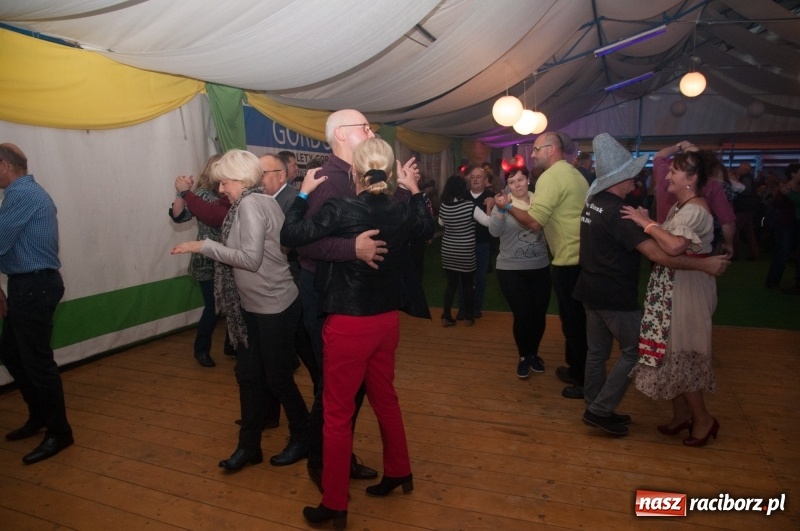 Zdjęcie w galerii na portalu naszraciborz.pl: Oktoberfest w Aquabrax Szymocice - święto piwa i doskonała zabawa  wiadomości z regionu