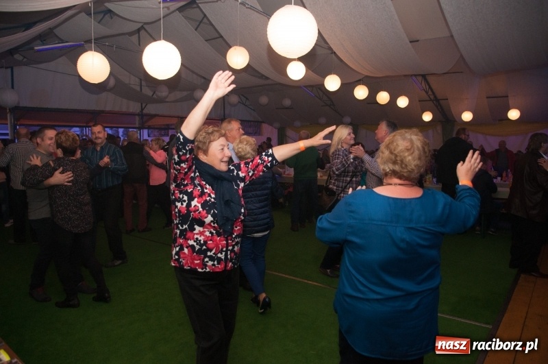 Zdjęcie w galerii na portalu naszraciborz.pl: Oktoberfest w Aquabrax Szymocice - święto piwa i doskonała zabawa  wiadomości z regionu