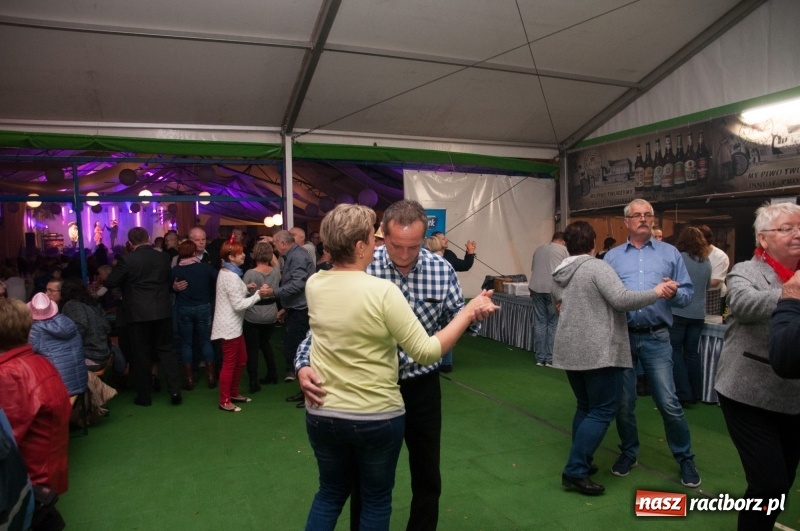 Zdjęcie w galerii na portalu naszraciborz.pl: Oktoberfest w Aquabrax Szymocice - święto piwa i doskonała zabawa  wiadomości z regionu