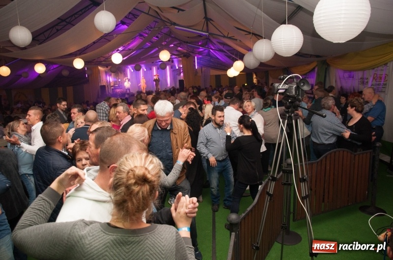 Zdjęcie w galerii na portalu naszraciborz.pl: Oktoberfest w Aquabrax Szymocice - święto piwa i doskonała zabawa  wiadomości z regionu