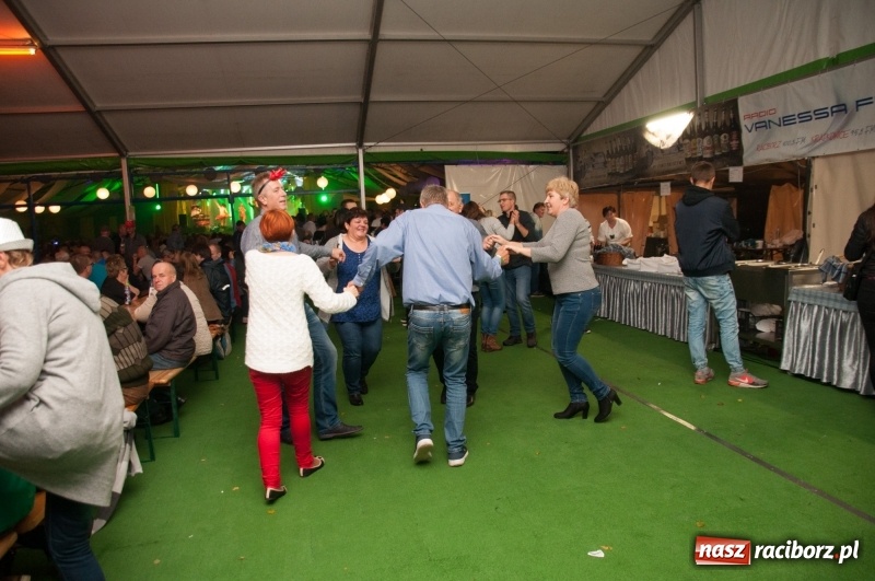 Zdjęcie w galerii na portalu naszraciborz.pl: Oktoberfest w Aquabrax Szymocice - święto piwa i doskonała zabawa  wiadomości z regionu