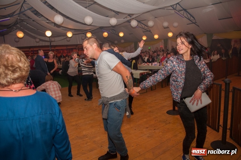 Zdjęcie w galerii na portalu naszraciborz.pl: Oktoberfest w Aquabrax Szymocice - święto piwa i doskonała zabawa  wiadomości z regionu