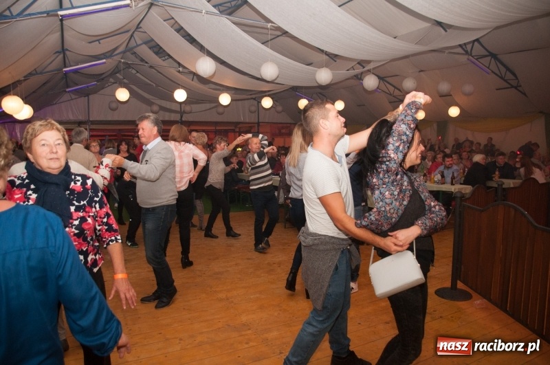 Zdjęcie w galerii na portalu naszraciborz.pl: Oktoberfest w Aquabrax Szymocice - święto piwa i doskonała zabawa  wiadomości z regionu