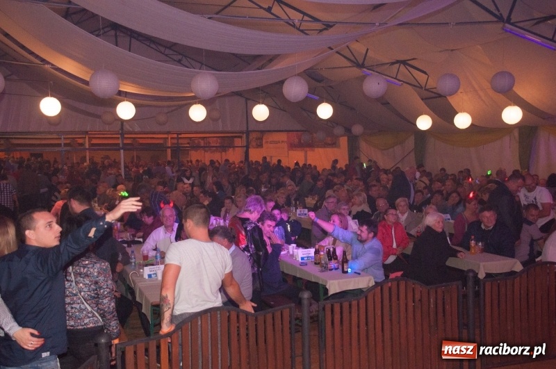 Zdjęcie w galerii na portalu naszraciborz.pl: Oktoberfest w Aquabrax Szymocice - święto piwa i doskonała zabawa  wiadomości z regionu