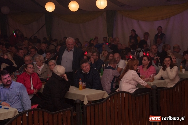 Zdjęcie w galerii na portalu naszraciborz.pl: Oktoberfest w Aquabrax Szymocice - święto piwa i doskonała zabawa  wiadomości z regionu