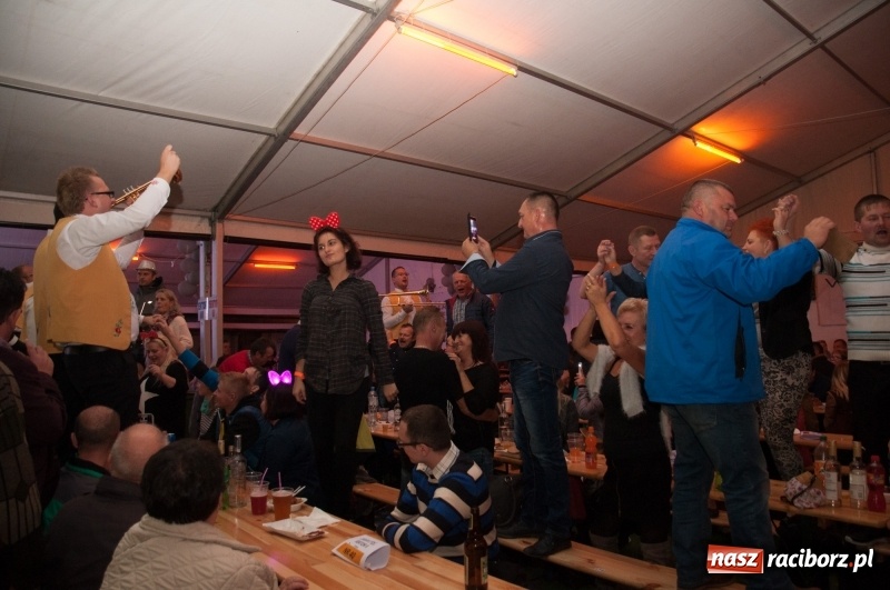 Zdjęcie w galerii na portalu naszraciborz.pl: Oktoberfest w Aquabrax Szymocice - święto piwa i doskonała zabawa  wiadomości z regionu