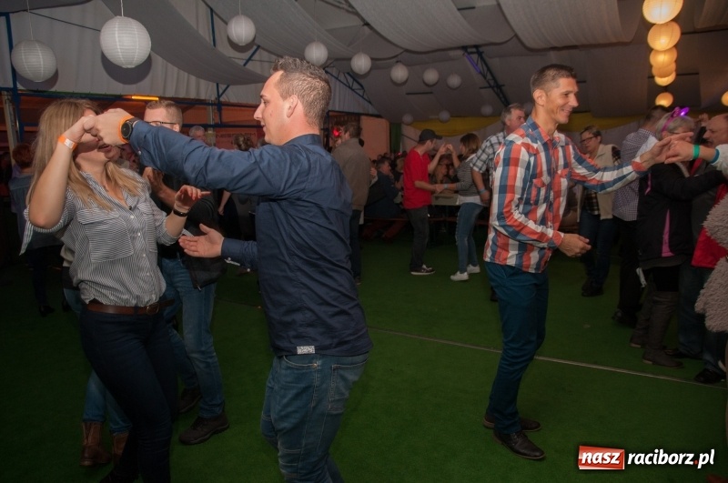 Zdjęcie w galerii na portalu naszraciborz.pl: Oktoberfest w Aquabrax Szymocice - święto piwa i doskonała zabawa  wiadomości z regionu