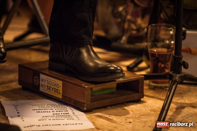 Zdjęcie w galerii na portalu naszraciborz.pl: Motywy bluesa tym razem w Młynie  wiadomości z regionu